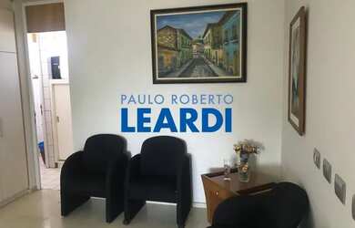 Imagem: O depósito possui 1 Vaga na garagem, 76m² de Área e está