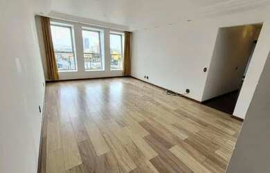 Imagem: O apartamento possui 3 Dormitórios, 2 Banheiros, 2 Vagas na