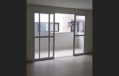 Imagem: O apartamento possui 3 Dormitórios, 3 Banheiros, 2 Vagas na