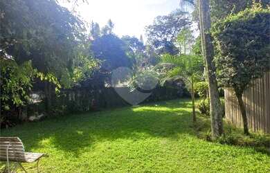 Imagem 7: Casa,Alto de Pinheiro. 1.800 m² Projeto assinado por Oscar Niemeyer