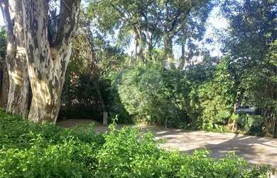 Imagem 13: Casa,Alto de Pinheiro. 1.800 m² Projeto assinado por Oscar Niemeyer