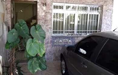 Imagem: A casa possui 3 Dormitórios, 3 Banheiros, 2 Vagas na garagem