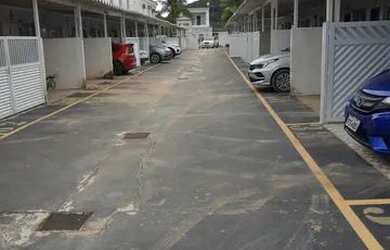 Imagem: A casa em condomínio possui 2 Dormitórios, 2 Banheiros, 1