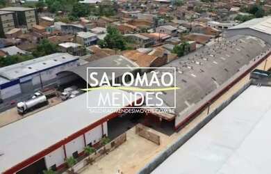 Imagem: O depósito possui 7000m² de Área e está localizado em Centro