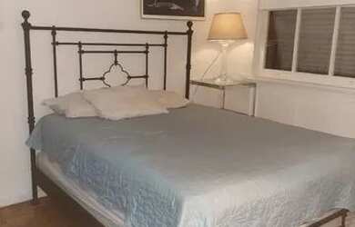 Imagem: O apartamento possui 1 Dormitório, 1 Banheiro, 40m² de Área