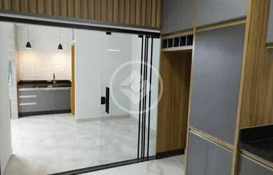 Imagem: A casa possui 3 Dormitórios, 1 Banheiro, 3 Vagas na garagem