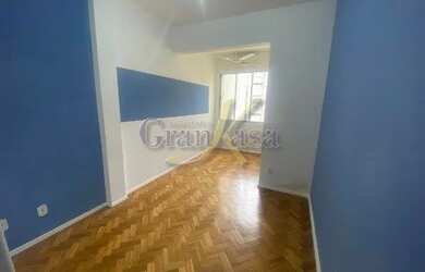 Imagem: O apartamento possui 2 Dormitórios, 2 Banheiros, 84m² de Área