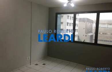 Imagem: O depósito possui 1 Vaga na garagem, 44m² de Área e Imóvel