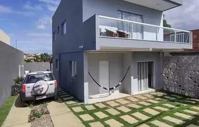 Imagem: A casa possui 3 Dormitórios, 3 Banheiros, 3 Vagas na garagem