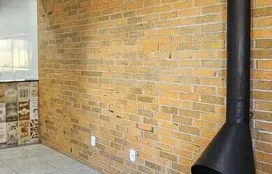 Imagem 4: Casa em Hípica. Churrasqueira, Lareira, 2 Vagas na garageme2 Dormitórios