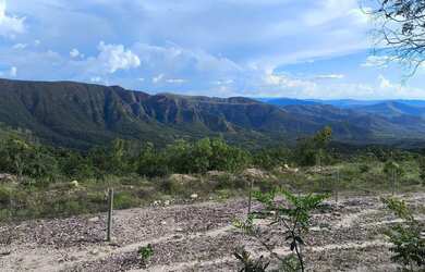 Imagem: O terreno possui 40.000m² de Área e está localizado em Alto