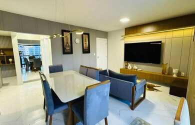 Imagem: O apartamento possui 3 Dormitórios, 3 Banheiros, 2 Vagas na