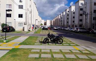 Imagem: O apartamento possui 2 Dormitórios, 1 Banheiro, 1 Vaga na garagem