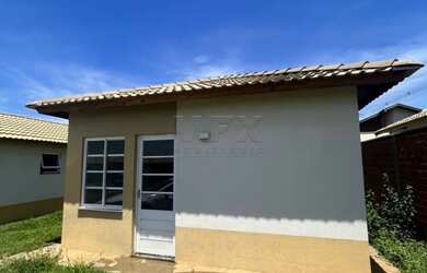 Imagem 8: Casa para venda com 2 dormitórios e 2 vagas de garagem no Residencial...