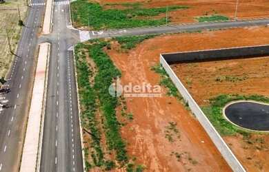 Imagem 3: Terreno disponível para venda 325 m² no bairro Novo Mundo em Uberlândia-MG