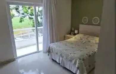 Imagem: A casa em condomínio possui 4 Dormitórios, 2 Banheiros, 3