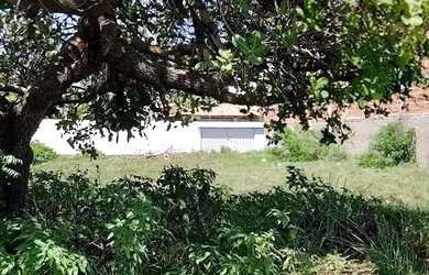 Imagem: O terreno possui 400m² de Área e está localizado em Luzia