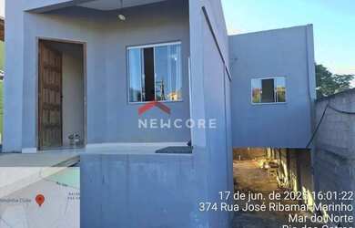 Imagem: A casa possui 4 Dormitórios, 2 Banheiros, 4 Vagas na garagem