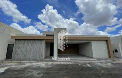 Imagem: A casa em condomínio possui 3 Dormitórios, 4 Banheiros, 3