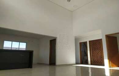 Imagem: A casa possui 3 Dormitórios, 4 Banheiros, 2 Vagas na garagem