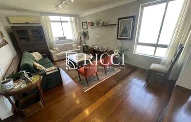 Imagem: O apartamento possui 4 Dormitórios, 5 Banheiros, 1 Vaga na