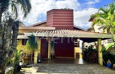 Imagem: A casa em condomínio possui 3 Dormitórios, 4 Banheiros, 4