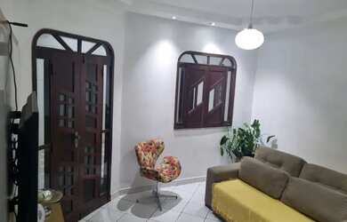 Imagem 3: Casa residencial. 200m² de Área, 2 Vagas na garageme3 Dormitórios