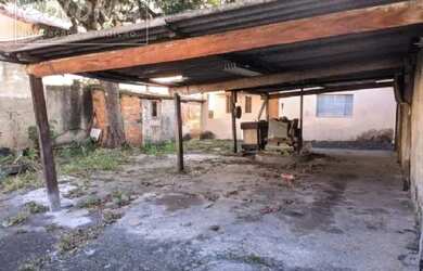 Imagem: O terreno possui 300m² de Área, Imóvel novo e está localizado