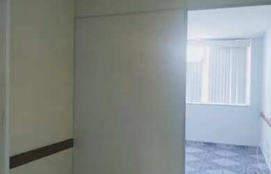 Imagem: O apartamento possui 1 Dormitório e está localizado em Centro