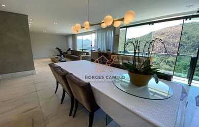 Imagem: O apartamento possui 4 Dormitórios, 5 Banheiros, 4 Vagas na