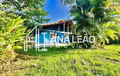 Imagem: A casa em condomínio possui 3 Dormitórios, 3 Banheiros, 227m²