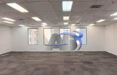 Imagem: O depósito possui 2 Vagas na garagem e 120m² de Área e está