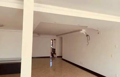 Imagem: O apartamento na cobertura possui 3 Dormitórios, 2 Banheiros