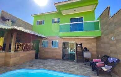 Imagem: A casa em condomínio possui 3 Dormitórios, 2 Banheiros, 2