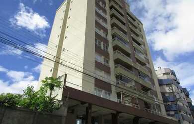 Imagem: O apartamento possui 3 Dormitórios, 1 Banheiro, 1 Vaga na garagem