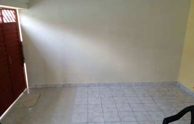 Imagem 5: Vende esta casa. 90.000m² de Área, 3 Vagas na garageme2 Dormitórios