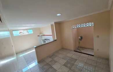 Imagem: A casa possui 2 Dormitórios, 2 Banheiros, 70m² de Área e