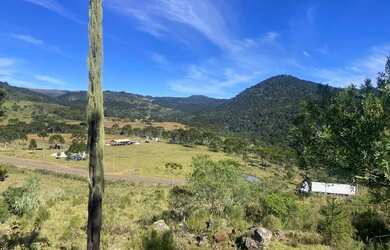 Imagem: A chácara possui 20.000m² de Área e está localizado em