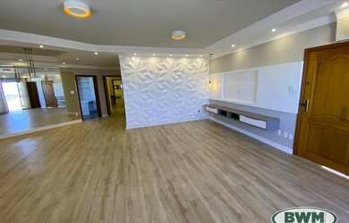 Imagem: O apartamento possui 3 Dormitórios, 5 Banheiros, 2 Vagas na