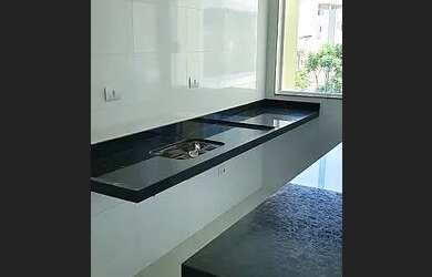 Imagem 2: Cód. 9403 - Apartamento de baixo condomínio com ELEVADOR, 03 dormitórios...