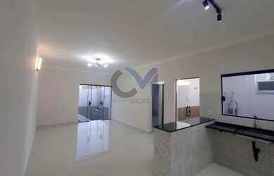 Imagem: A casa possui 1 Dormitório, 1 Banheiro, 4 Vagas na garagem