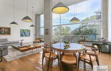 Imagem: O apartamento possui 4 Dormitórios, 5 Banheiros, 4 Vagas na