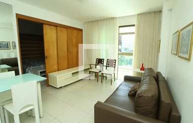 Imagem: O studio possui 1 Dormitório, 1 Banheiro, 1 Vaga na garagem