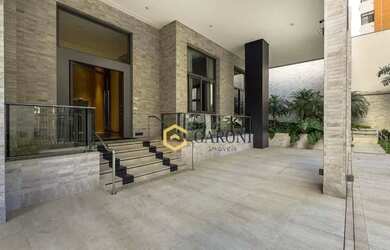 Imagem: O apartamento possui 4 Dormitórios, 5 Banheiros, 5 Vagas na