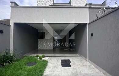 Imagem: A casa possui 3 Dormitórios, 5 Banheiros, 2 Vagas na garagem