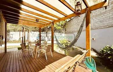 Imagem: TR- Imóvel a venda possui 240 metros quadrados com 3 quartos