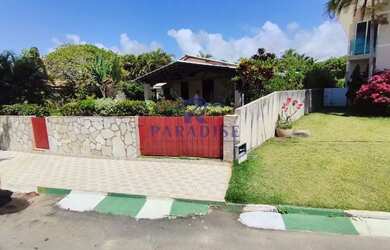 Imagem: A casa possui 5 Dormitórios, 5 Banheiros, 3 Vagas na garagem