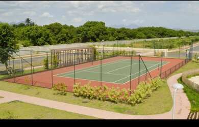 Imagem 5: Terreno num condomínio Resort localizado na Rio Santos, Rua ao lado do...