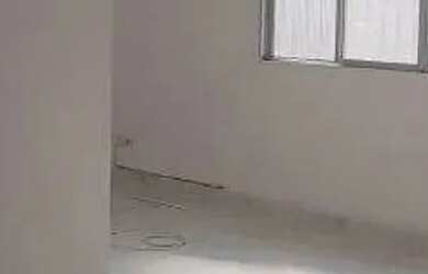 Imagem: A casa possui 2 Dormitórios, 2 Banheiros, 1 Vaga na garagem