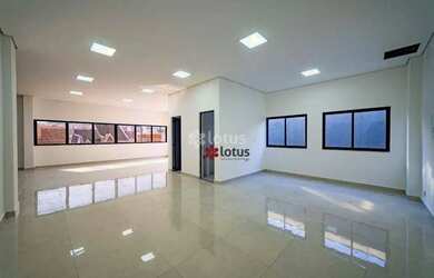 Imagem: O depósito possui 91m² de Área e está localizado em Portais